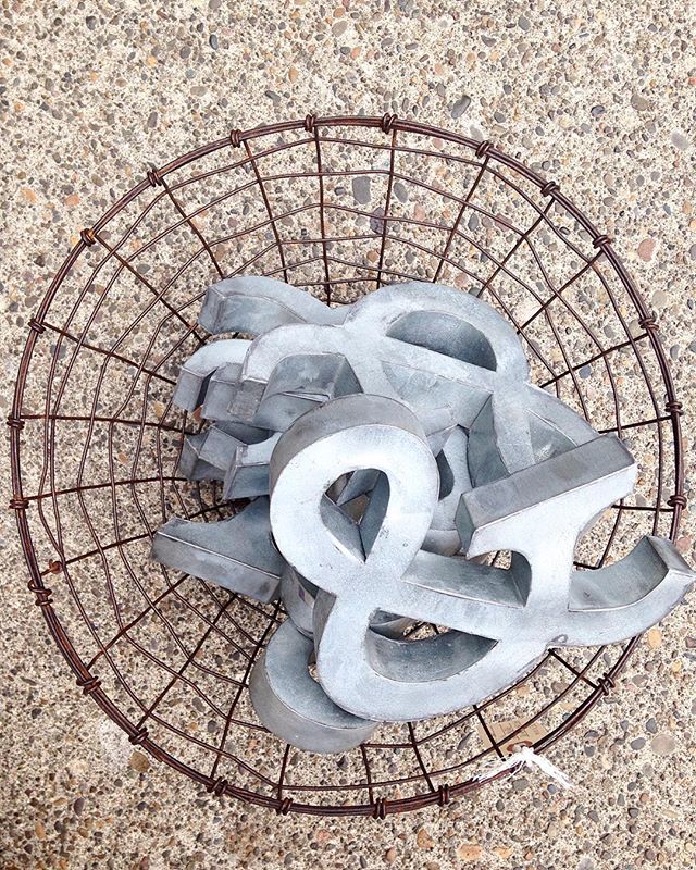 &&&& --we love these zinc ampersands!