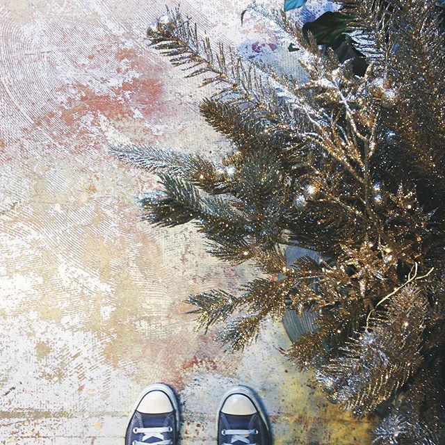 Saying goodbye to all of the sparkly things today.  See you again in December!