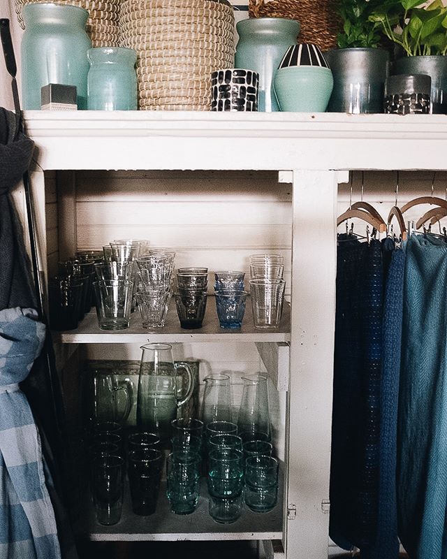 Hello pretty blue shop corner!